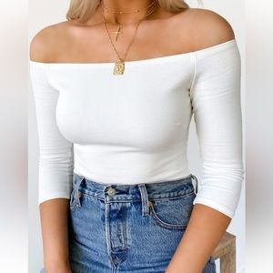 White Lulu’s bodysuit quarter sleeve